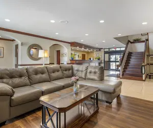 Photo 5 - Best Western Battlefield Inn