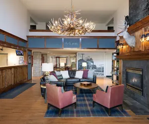 Photo 5 - Redwood Lodge