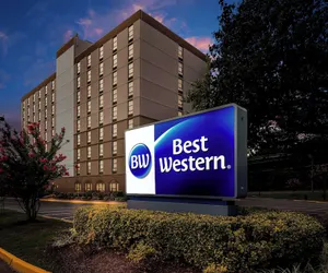 Photo 2 - Best Western Potomac Mills