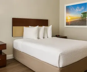 Photo 5 - Days Inn by Wyndham Bradenton I-75