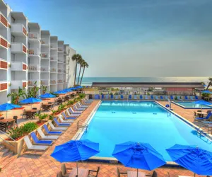 Photo 2 - Best Western Aku Tiki Inn