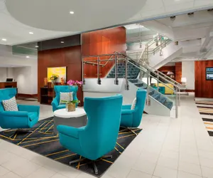 Photo 3 - Courtyard by Marriott Boston-Cambridge