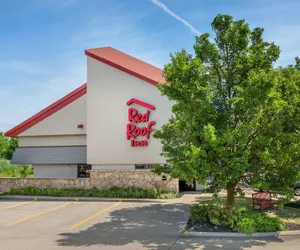 Photo 2 - Red Roof Inn Erie – I-90