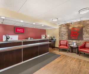 Photo 4 - Red Roof Inn Erie – I-90