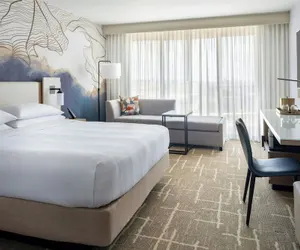 Photo 2 - Tampa Airport Marriott