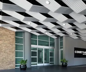 Photo 2 - Courtyard by Marriott Columbia Downtown at USC