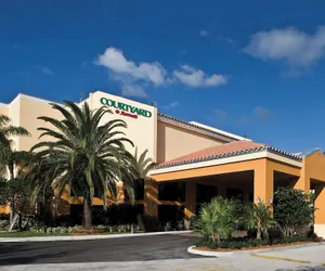 Photo 2 - Courtyard by Marriott Boynton Beach