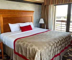 Photo 5 - Four Points by Sheraton Englewood