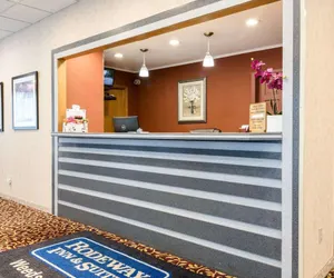 Photo 2 - Rodeway Inn