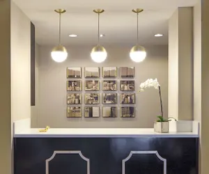 Photo 3 - Carlyle Inn