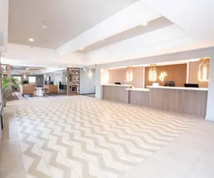 Photo 3 - Holiday Inn Dublin-Pleasanton by IHG