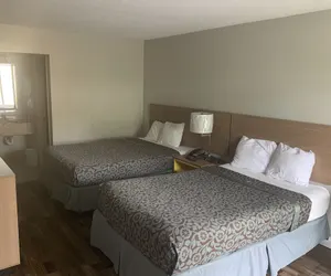 Photo 5 - Rodeway Inn
