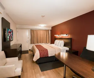 Photo 2 - Red Roof Inn Benton Harbor - St Joseph