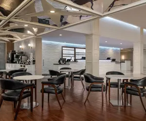 Photo 5 - Fort Pontchartrain Detroit, a Wyndham Hotel