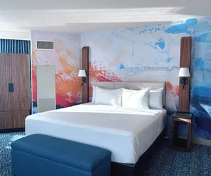 Photo 5 - Fort Pontchartrain Detroit, a Wyndham Hotel