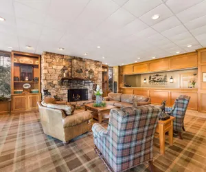 Photo 4 - The Lodge at Banner Elk