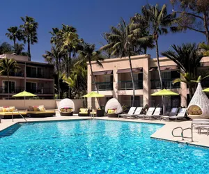 Photo 2 - Hyatt Regency Newport Beach