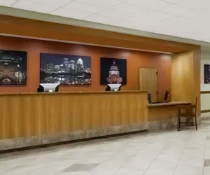 Photo 3 - Wyndham Garden Hotel Austin