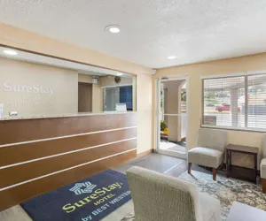 Photo 3 - SureStay Hotel by Best Western Summersville