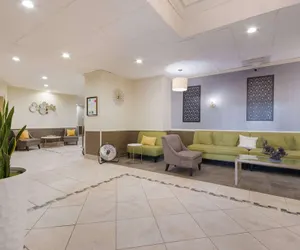 Photo 4 - SureStay Plus by Best Western Lawton