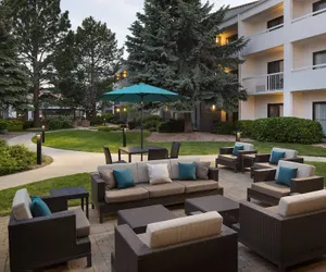 Photo 2 - Courtyard by Marriott Boulder