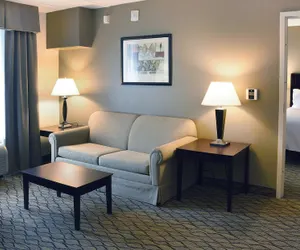 Photo 5 - Holiday Inn Express & Suites Milford, an IHG Hotel