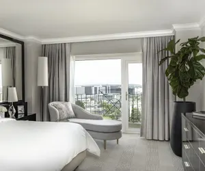 Photo 4 - Four Seasons Los Angeles at Beverly Hills