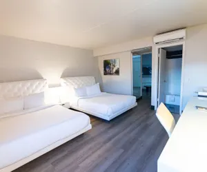 Photo 5 - The Clarendon Hotel and Spa