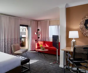 Photo 5 - Kimpton Hotel Vintage Portland by IHG