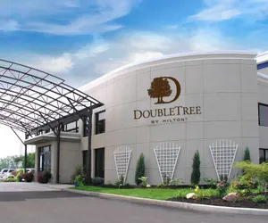 Photo 2 - DoubleTree by Hilton Hotel Buffalo - Amherst