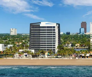 Photo 2 - Courtyard by Marriott Oceanside Fort Lauderdale Beach