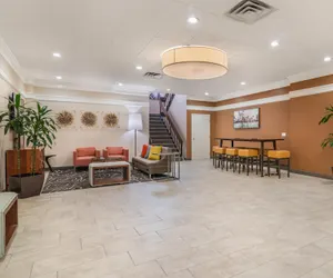 Photo 4 - Best Western Plus Waltham Boston