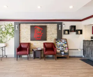 Photo 3 - Red Roof Inn Chattanooga - Lookout Mountain