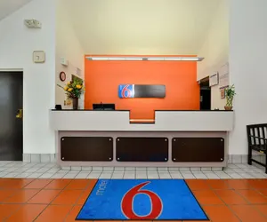 Photo 4 - Motel 6 Plano, TX - West - Frisco