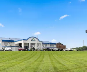 Photo 2 - Days Inn by Wyndham Madisonville