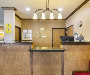 Photo 2 - Econo Lodge Luverne I-90