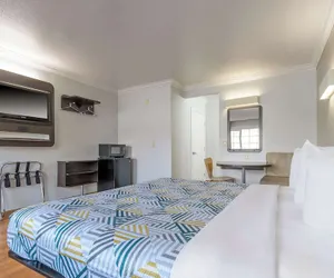 Photo 4 - Motel 6 San Jose, CA - Convention Center