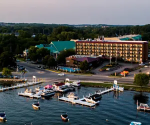 Photo 2 - Harbor Shores on Lake Geneva