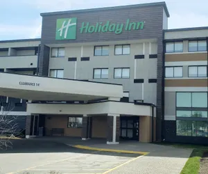 Photo 2 - Holiday Inn Indianapolis Airport Area N by IHG