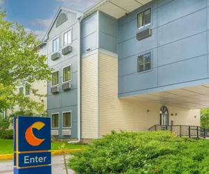 Photo 2 - Comfort Inn Rutland - Killington