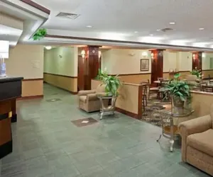 Photo 4 - Days Inn by Wyndham Dodge City