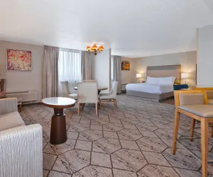 Photo 3 - Crowne Plaza Columbus North- Worthington by IHG