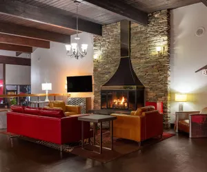 Photo 3 - Ramada by Wyndham Spokane Airport