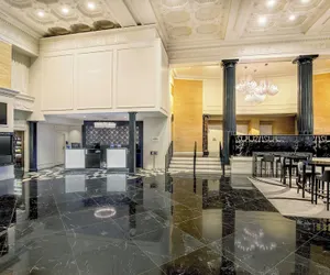 Photo 4 - Courtyard by Marriott Boston Downtown