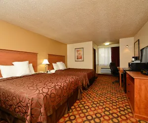 Photo 2 - Clarion Inn