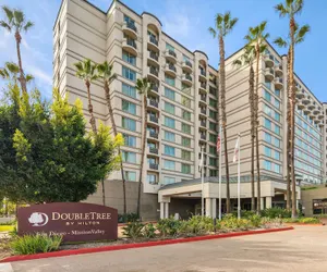 Photo 2 - DoubleTree by Hilton Hotel San Diego - Mission Valley