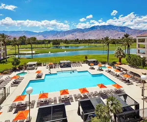 Photo 2 - DoubleTree by Hilton Hotel Golf Resort Palm Springs