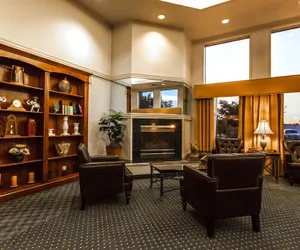 Photo 4 - Baymont by Wyndham Bellingham