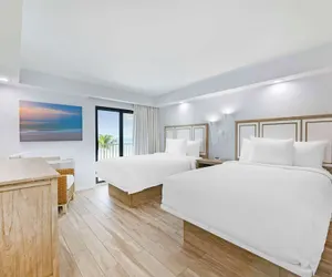 Photo 5 - Best Western Plus Beach Resort