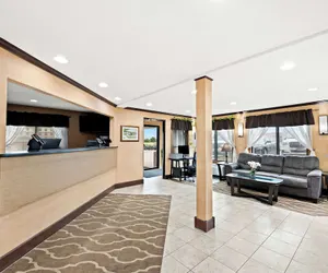 Photo 4 - Quality Inn